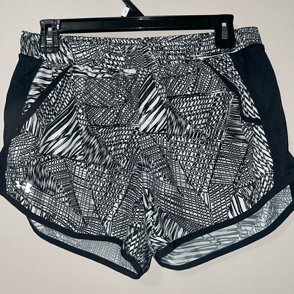 Under Armour shorts  - Picture 3 of 6